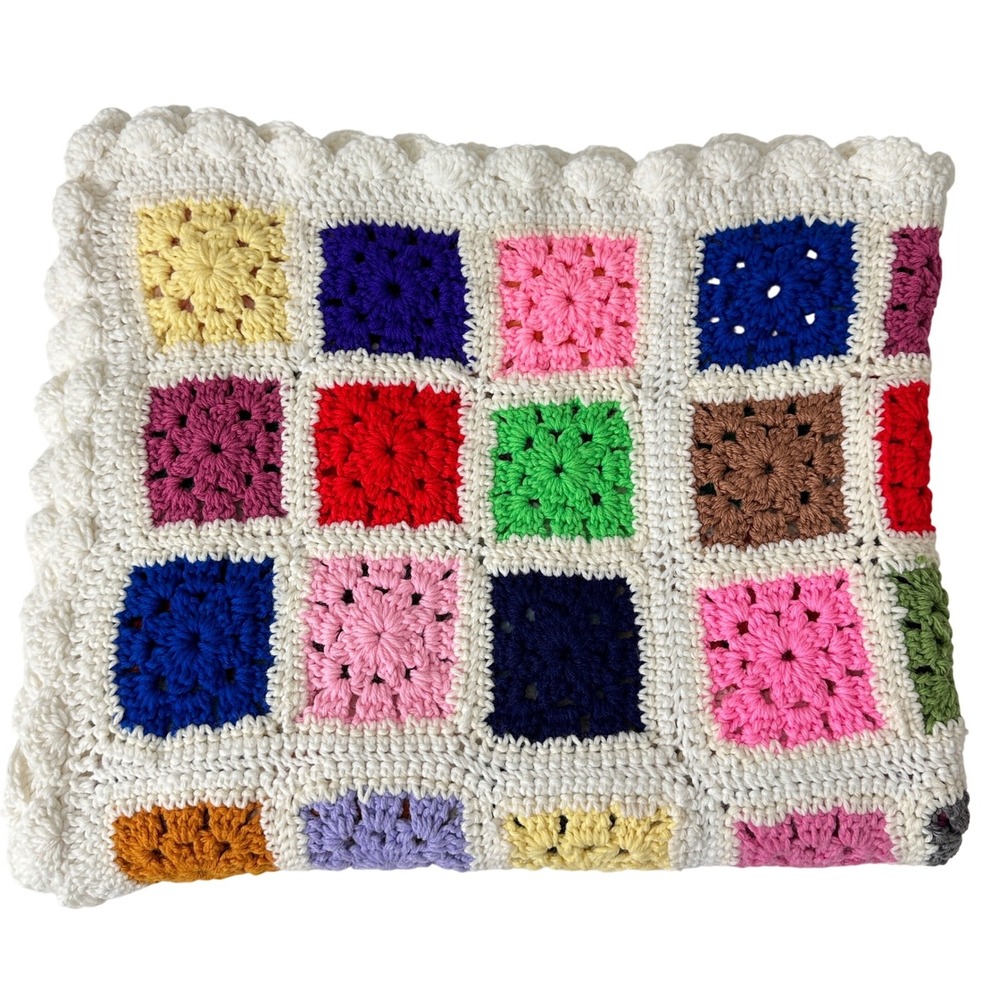 Vintage Handmade Granny Square Crochet Afghan Throw Blanket Multicolor Scalloped